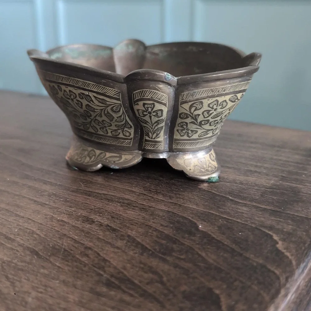 Vintage Etched Brass Footed Bowl Floral Scalloped Made in India Trinket Dish